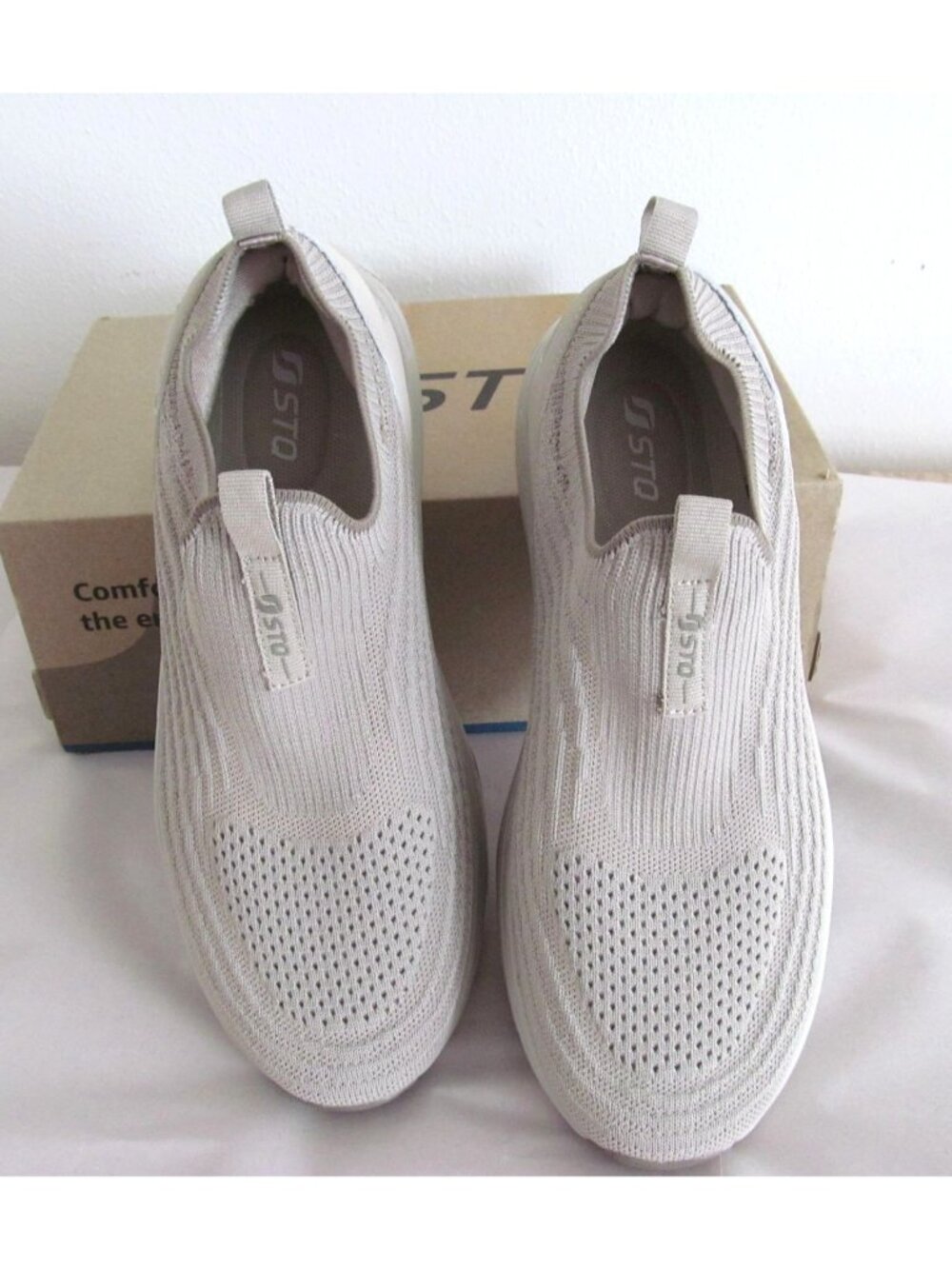 STQ Womens Lightweight Slip On Taupe Sneakers Mesh Walking Shoes Size 7.5